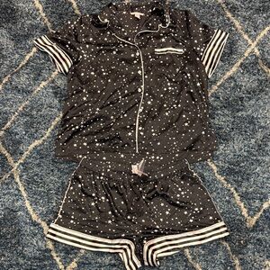 New Victoria's Secret size Large Black Stars loungewear Pajama Set
